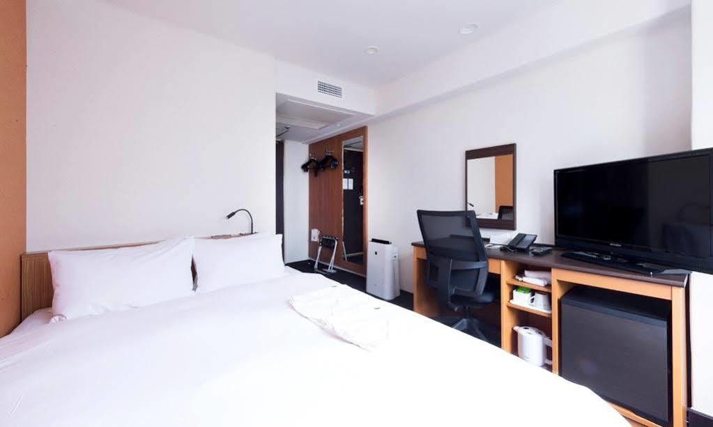 The B Hotel